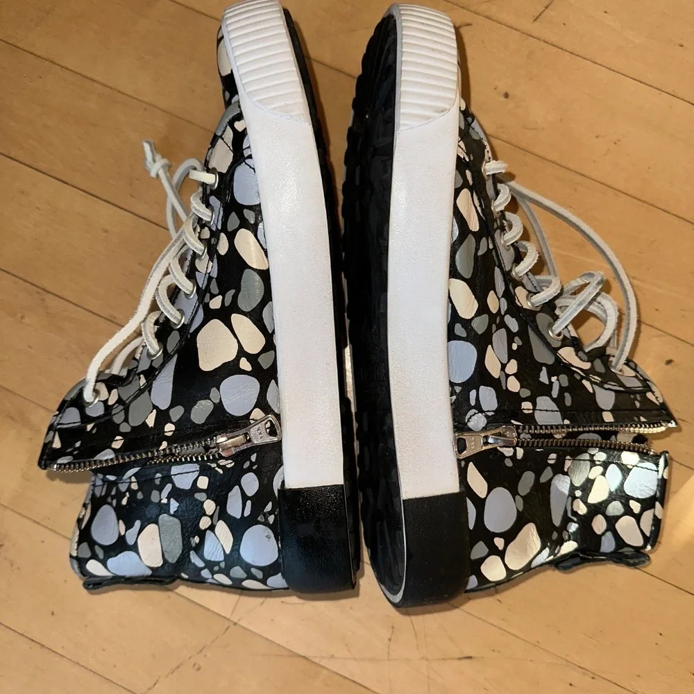 Blackstone RL-77 pebble hi top sneaker, 38/8  CB2329 - Picture 4 of 7